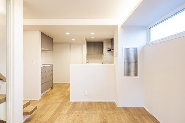 �����s�ڍ���剪�R1���ڂ̐V�z��ˌ��ẴL�b�`��