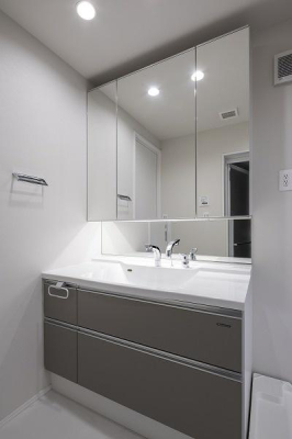 �����s�ڍ���剪�R1���ڂ̐V�z��ˌ��Ă̐��ʑ�E���ʏ�