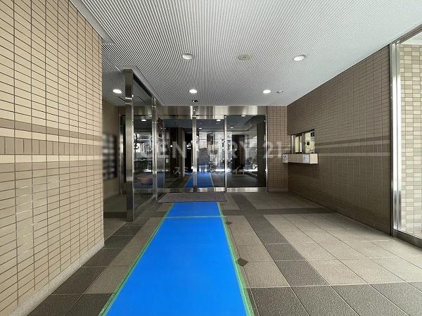 �����s��c�撆��2���� 8-12�̒��Ã}���V�����̃G���g�����X