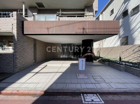 �����s��c�撆��2���� 8-12�̒��Ã}���V�����̃G���g�����X