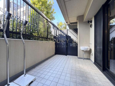 �����s���c�J����2���� 6-14�̒��Ã}���V�����̃o���R�j�[