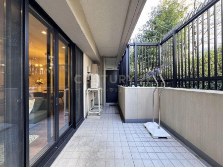 �����s���c�J����2���� 6-14�̒��Ã}���V�����̃o���R�j�[