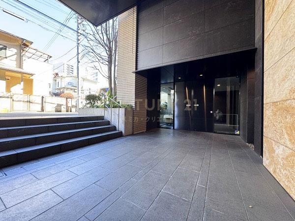 �����s���c�J����2���� 6-14�̒��Ã}���V�����̃G���g�����X