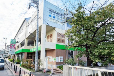 �����s���n��X���4���� 41-14�̒��Ã}���V�����̎��ӊ�