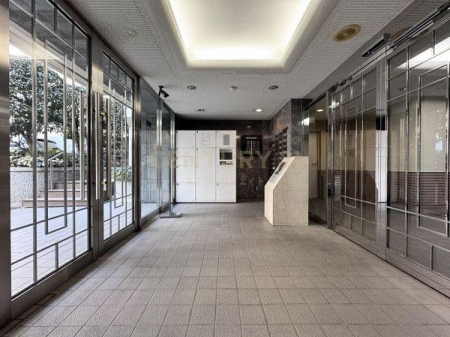 �����s�a�J����u�� 7-11�̒��Ã}���V�����̂��̑����p��