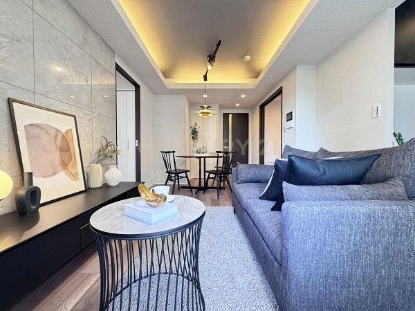 �����s�a�J����u�� 7-11�̒��Ã}���V�����̃��r���O