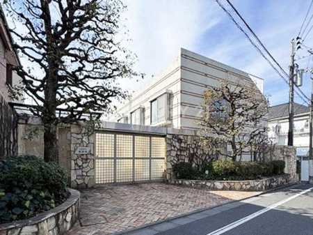 �����s���c�J����V��1���� 36-24�̒��Ã^�E���n�E�X�̌��n�O�ώʐ^