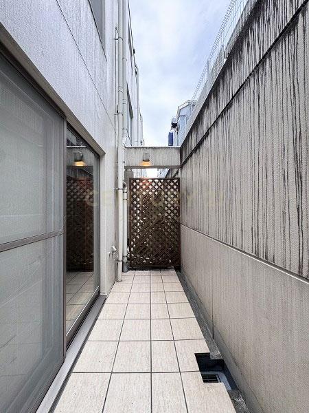 �����s���c�J����V��1���� 36-24�̒��Ã^�E���n�E�X�̂��̑�