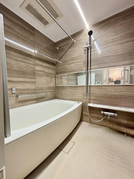 �����s�i������2���� 10-45�̒��Ã}���V�����̗���