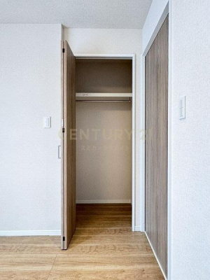 �����s���c�J��O������2���� 9-13�̒��Ã}���V�����̎��[