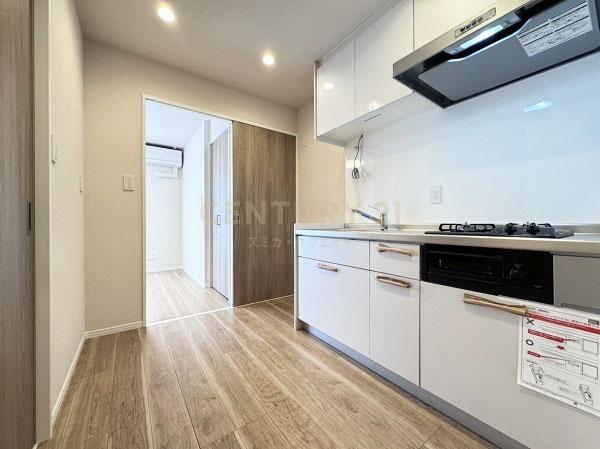 �����s���c�J��O������2���� 9-13�̒��Ã}���V�����̃L�b�`��