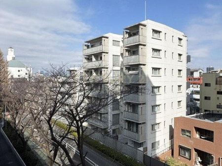 �����s�i���`��2���� 2-14�̒��Ã}���V�����̂��̑����n