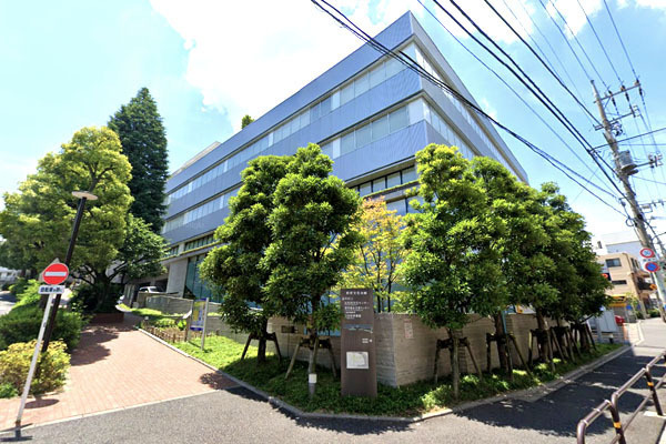 �����s�i���`��2���� 2-14�̒��Ã}���V�����̎��ӊ�