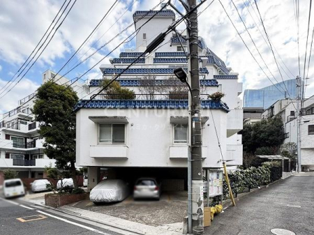 �����s�`�捂��2���� 12-41�̒��Ã}���V�����̌��n�O�ώʐ^