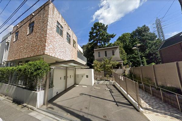 �����s���c�J��[��2���� 12-1�̒��Ã}���V�����̎��ӊ�