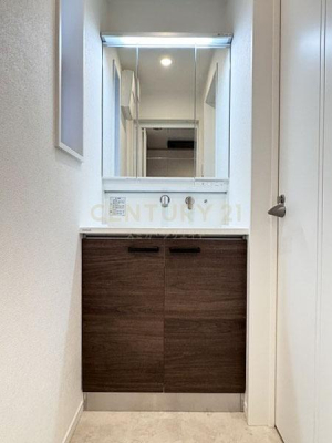 �����s���c�J���1���ڂ̒��È�ˌ��Ă̐��ʑ�E���ʏ�