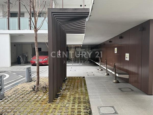 �����s�`�攒��1���� 25-19�̒��Ã}���V�����̃G���g�����X