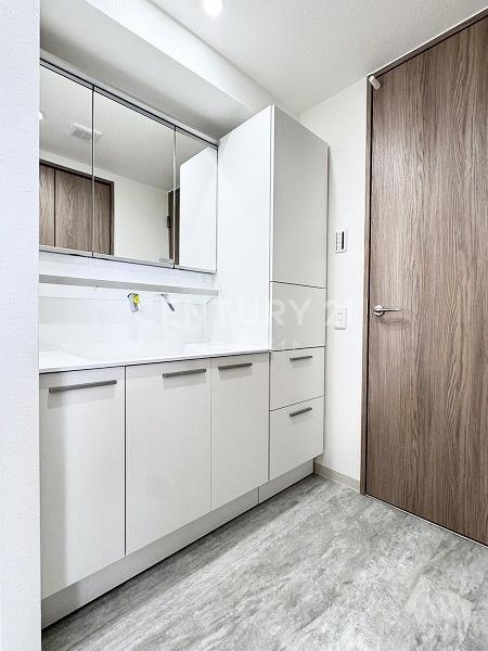 �����s�ڍ���ڍ�2���� 13-32�̒��Ã}���V�����̐��ʑ�E���ʏ�