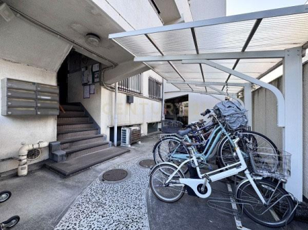 �����s�ڍ�����2���� 18-3�̒��Ã}���V�����̃G���g�����X