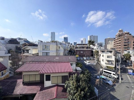 �����s�`���R4���� 2-12�̒��Ã}���V�����̏Z�˂���̒��]�ʐ^