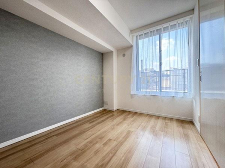 �����s�`���R4���� 2-12�̒��Ã}���V�����̐Q��