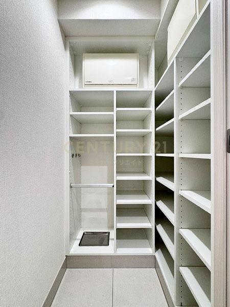 �����s�`���R4���� 2-12�̒��Ã}���V�����̎��[