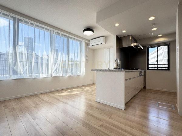 �����s�`���R4���� 2-12�̒��Ã}���V�����̃��r���O