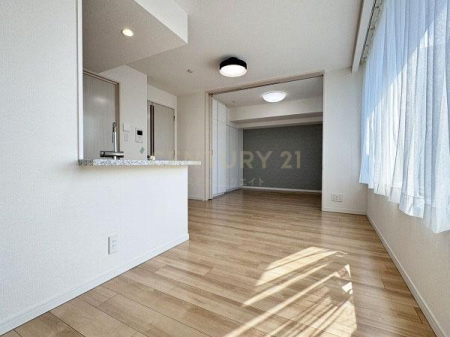 �����s�`���R4���� 2-12�̒��Ã}���V�����̃��r���O