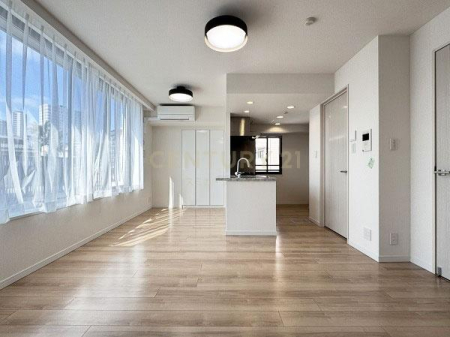 �����s�`���R4���� 2-12�̒��Ã}���V�����̃��r���O