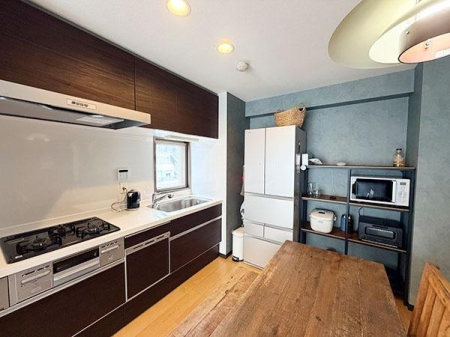 �����s�ڍ���t��2���� 20-5�̒��Ã}���V�����̃L�b�`��