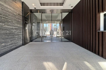 �����s�a�J���X��4���� 51-7�̒��Ã}���V�����̃G���g�����X