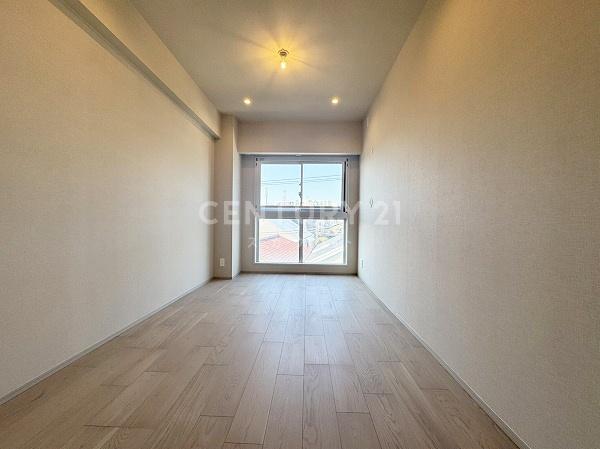 �����s�a�J���X��4���� 51-7�̒��Ã}���V�����̐Q��