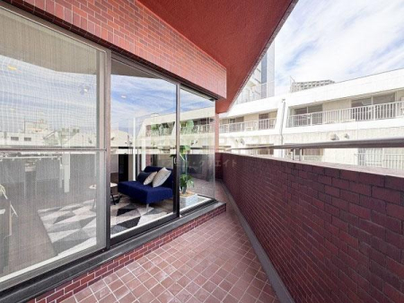 �����s�a�J��a�J1���� 20-17�̒��Ã}���V�����̃o���R�j�[