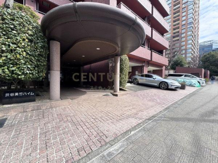 �����s�a�J��a�J1���� 20-17�̒��Ã}���V�����̃G���g�����X