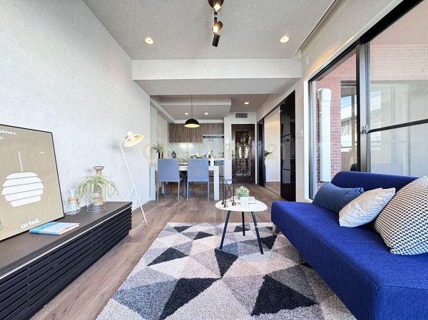 �����s�a�J��a�J1���� 20-17�̒��Ã}���V�����̃��r���O