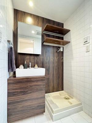 �����s�a�J��a�J1���� 20-17�̒��Ã}���V�����̐��ʑ�E���ʏ�