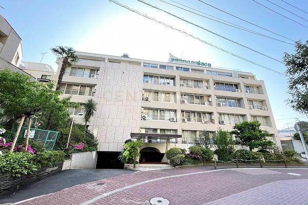 山王パレス 建物外観