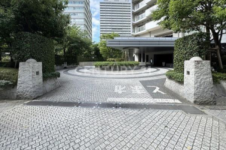 �����s�`��ŉY4���� 10-1�̒��Ã}���V�����̃G���g�����X