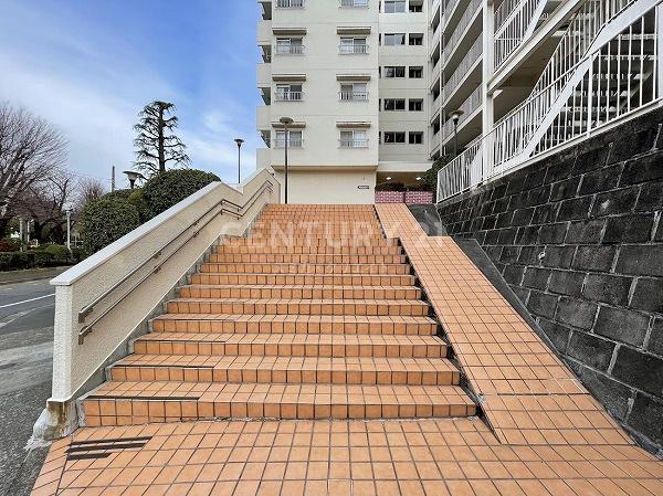 �����s���c�J�挷��5���� 33-18�̒��Ã}���V�����̃G���g�����X