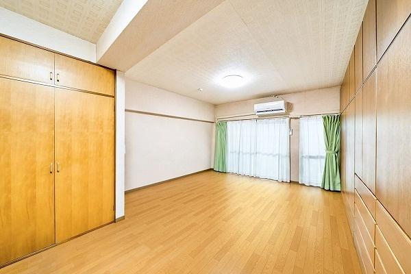 �����s�i��搼�ܔ��c6���� 25-1�̒��Ã}���V�����̐Q��