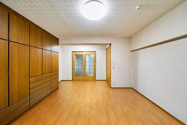 �����s�i��搼�ܔ��c6���� 25-1�̒��Ã}���V�����̃��r���O