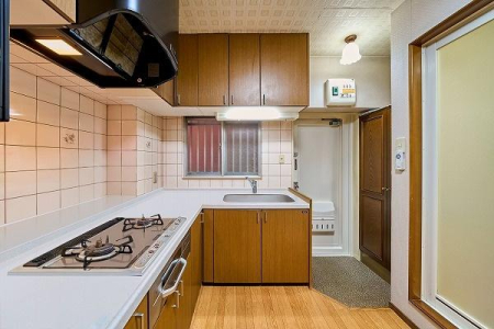 �����s�i��搼�ܔ��c6���� 25-1�̒��Ã}���V�����̃L�b�`��