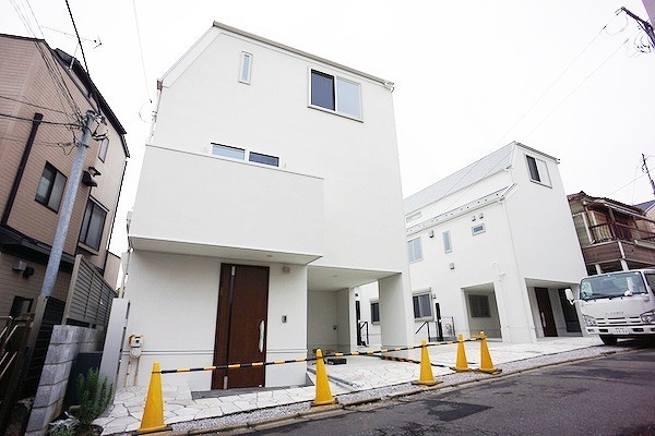 「三軒茶屋」 新築分譲住宅/B号棟 外観/H30.10撮影