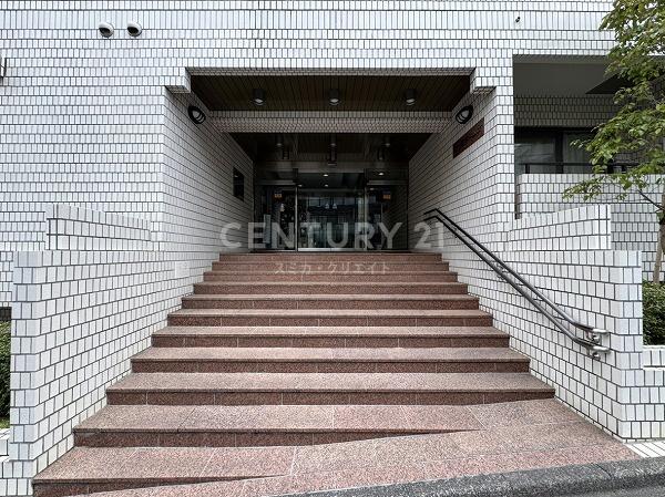 �����s�`�攒��2���� 1-41�̒��Ã}���V�����̃G���g�����X