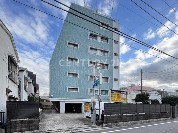 �����s������a��2���� 5-44�̒��Ã}���V�����̌��n�O�ώʐ^