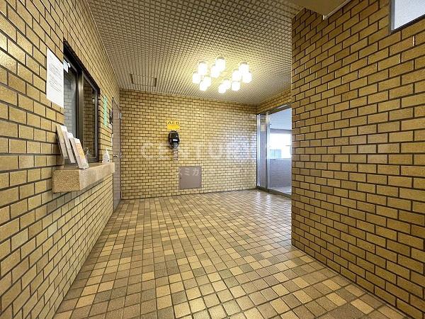 �����s�i��搼�ܔ��c4���� 27-9�̒��Ã}���V�����̃G���g�����X