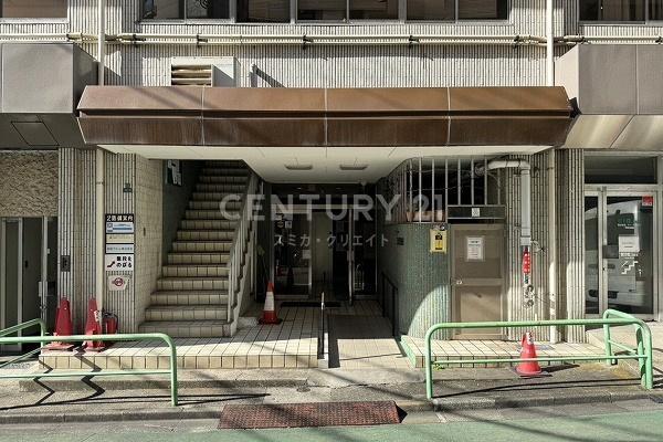 �����s�i��擌�ܔ��c4���� 10-9�̒��Ã}���V�����̃G���g�����X