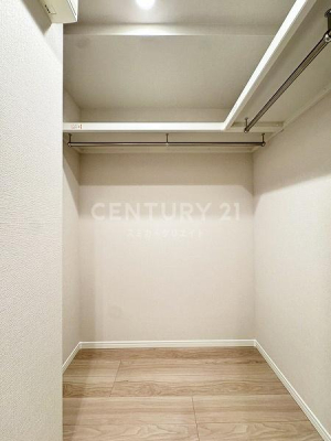 �����s�i�����1���� 20-22�̒��Ã}���V�����̎��[