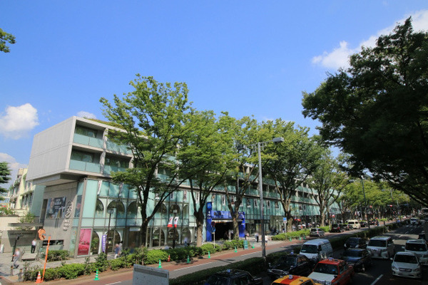 �����s�`��k�R2���� 12-42�̒��Ã}���V�����̎��ӊ�