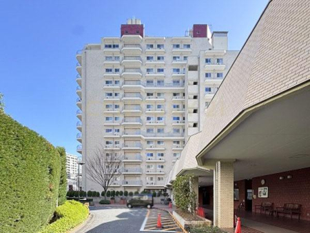 �����s���c�J��r�K4���� 27-32�̒��Ã}���V�����̂��̑����n